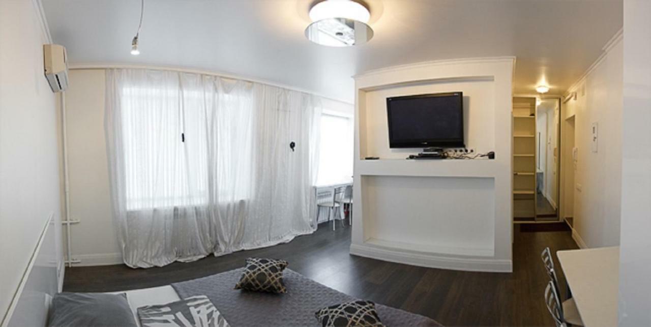 Great Studio Near The Pechersk Киев Екстериор снимка
